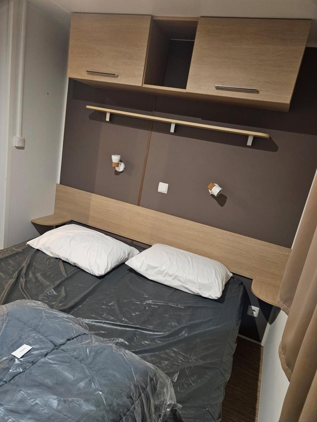 Mobil-Home 6 Personnes Chez Maylia Cadenet Extérieur photo